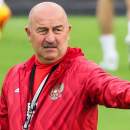 Станислав Черчесов уволен с поста главного тренера сборной России по футболу